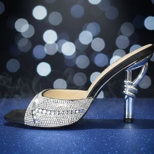 Elegant Rhinestone Shoe With Ornate Heel